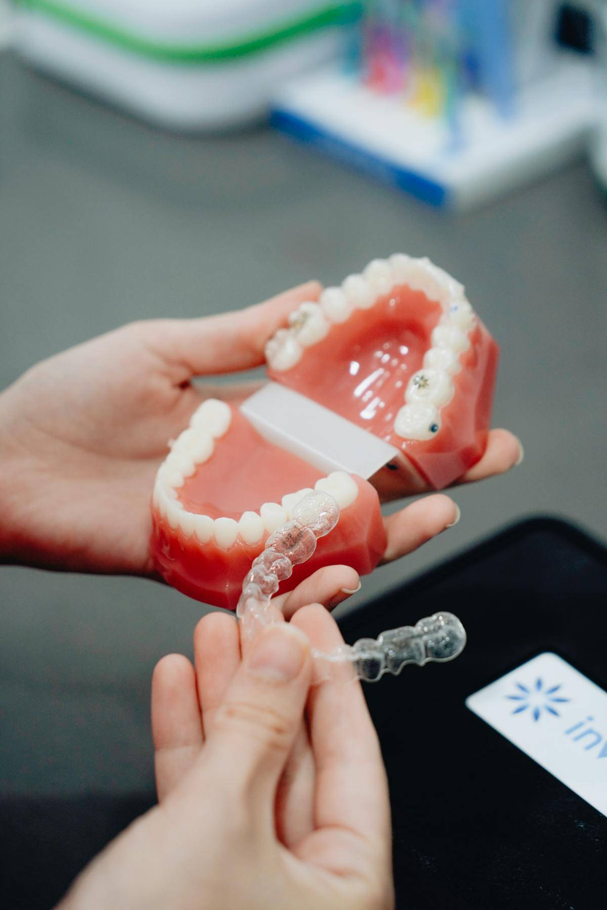 Clear aligner and dental mold