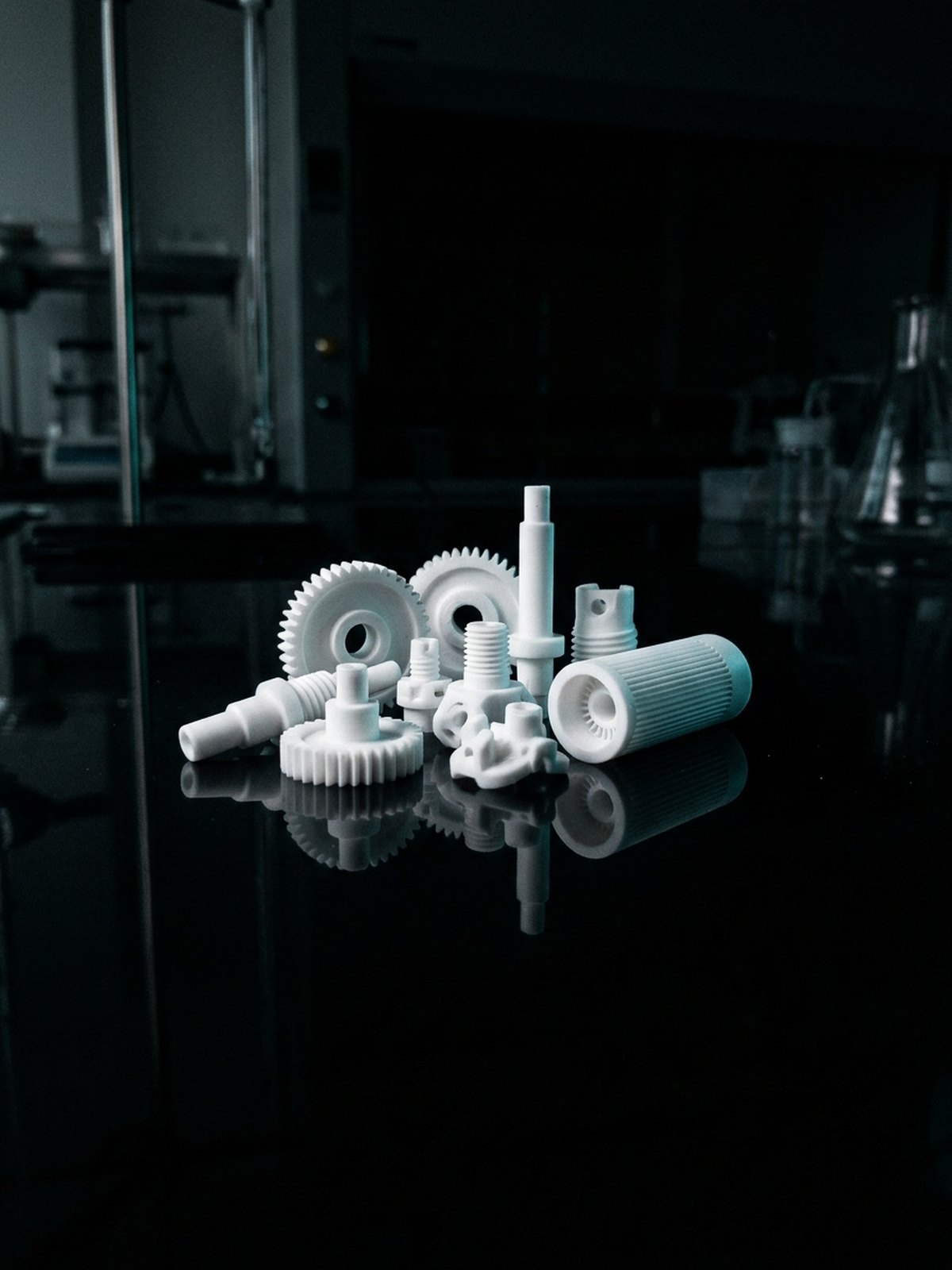 Precision dental mold ceramics